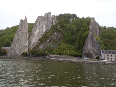 Dinant Felsen an der Maas Blog 2017